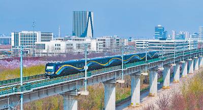 商用碳纤维地铁列车在青岛发布